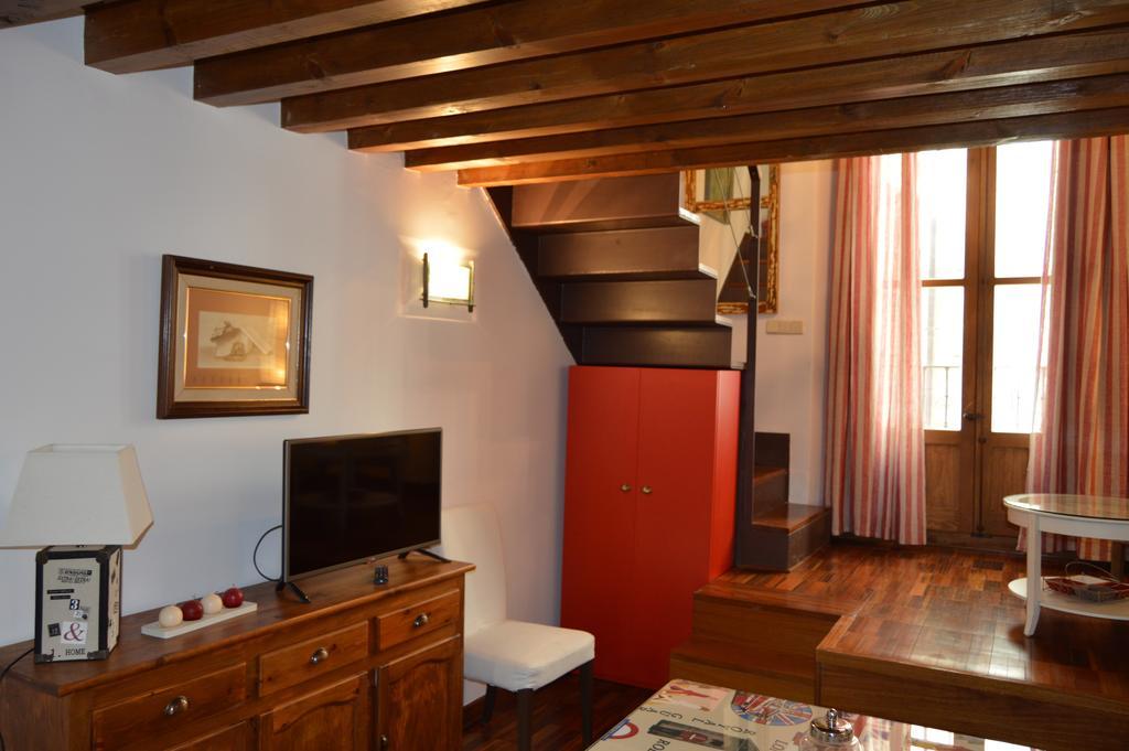 Apartamentos Nuncio Viejo Toledo Rum bild