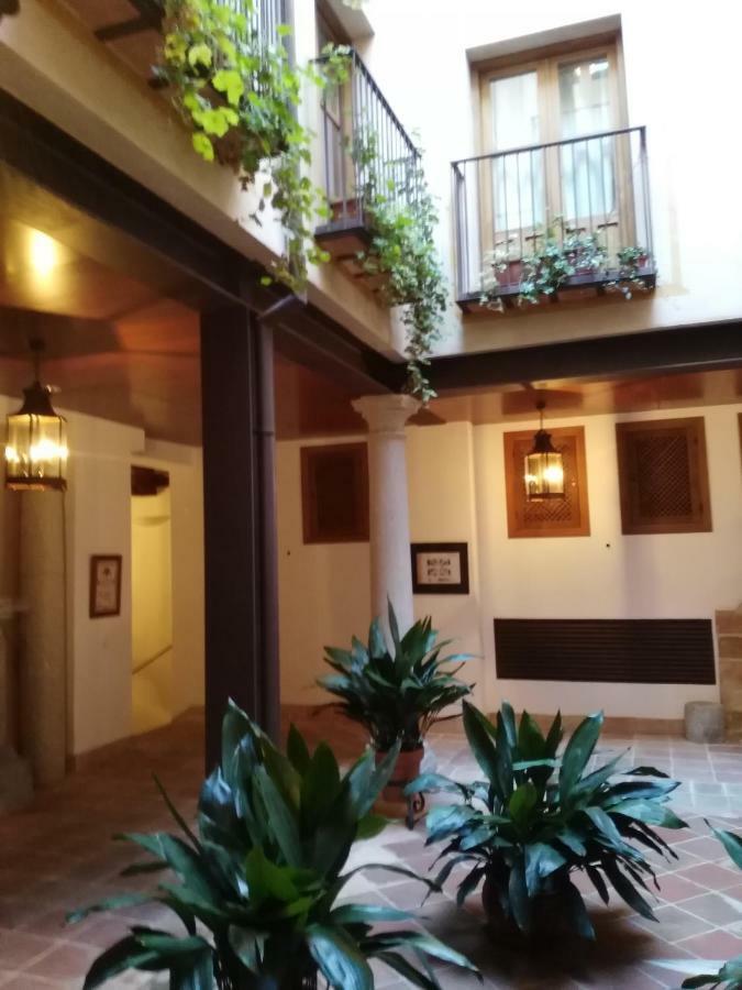 Apartamentos Nuncio Viejo Toledo Exteriör bild