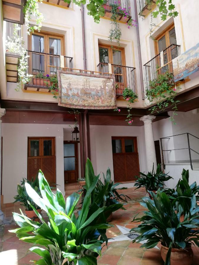 Apartamentos Nuncio Viejo Toledo Exteriör bild